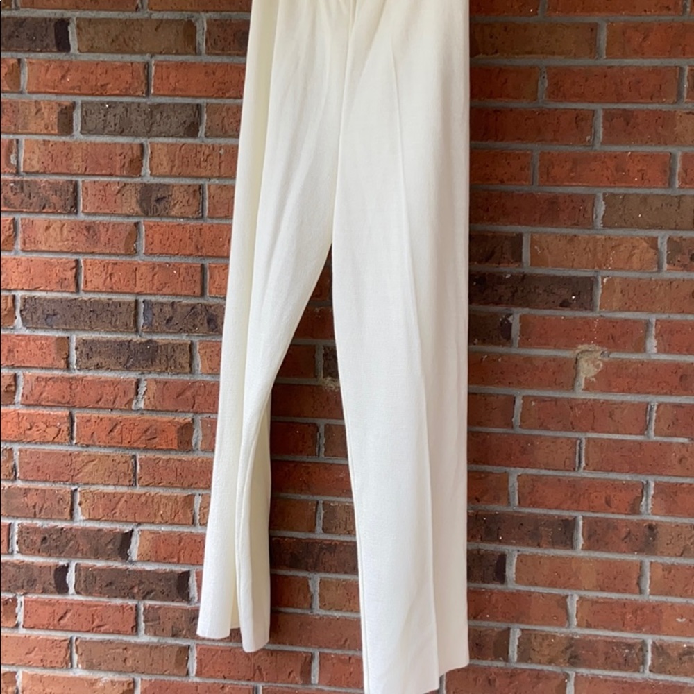 Roni  Rabl complete outfit